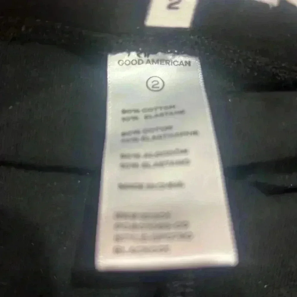 Good American Essential Bike Shorts Black Size 2 NWT - Picture 4 of 5